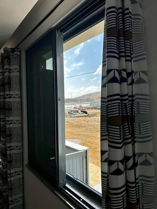 Modern Apartment In Praia Baixo - 1 Min Walking To Beach