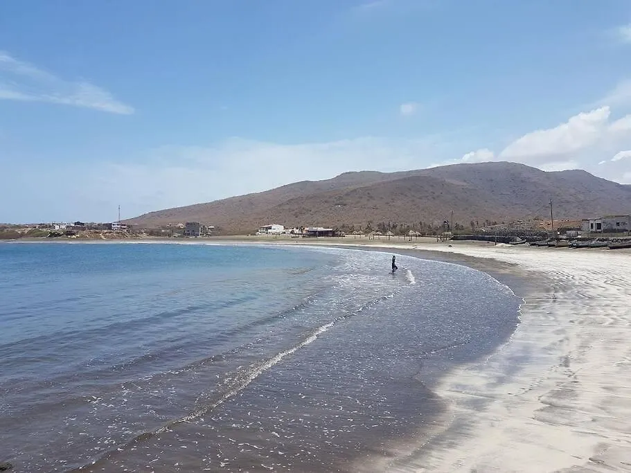 Modern Apartment In Praia Baixo - 1 Min Walking To Beach
