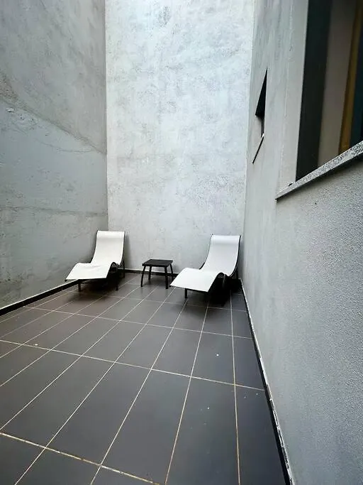 Modern Apartment In Praia Baixo - 1 Min Walking To Beach